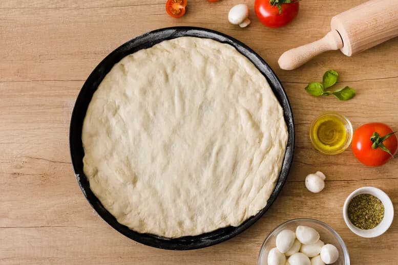 Dlaczego ciasto na pizzę nie jest elastyczne? Oto najczęstsze przyczyny Dlaczego ciasto na pizzę nie jest elastyczne? Oto najczęstsze przyczyny