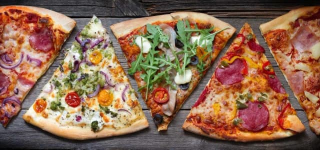 Z czym pizza - odkryj najlepsze dodatki, które zaskoczą smak Z czym pizza - odkryj najlepsze dodatki, które zaskoczą smak